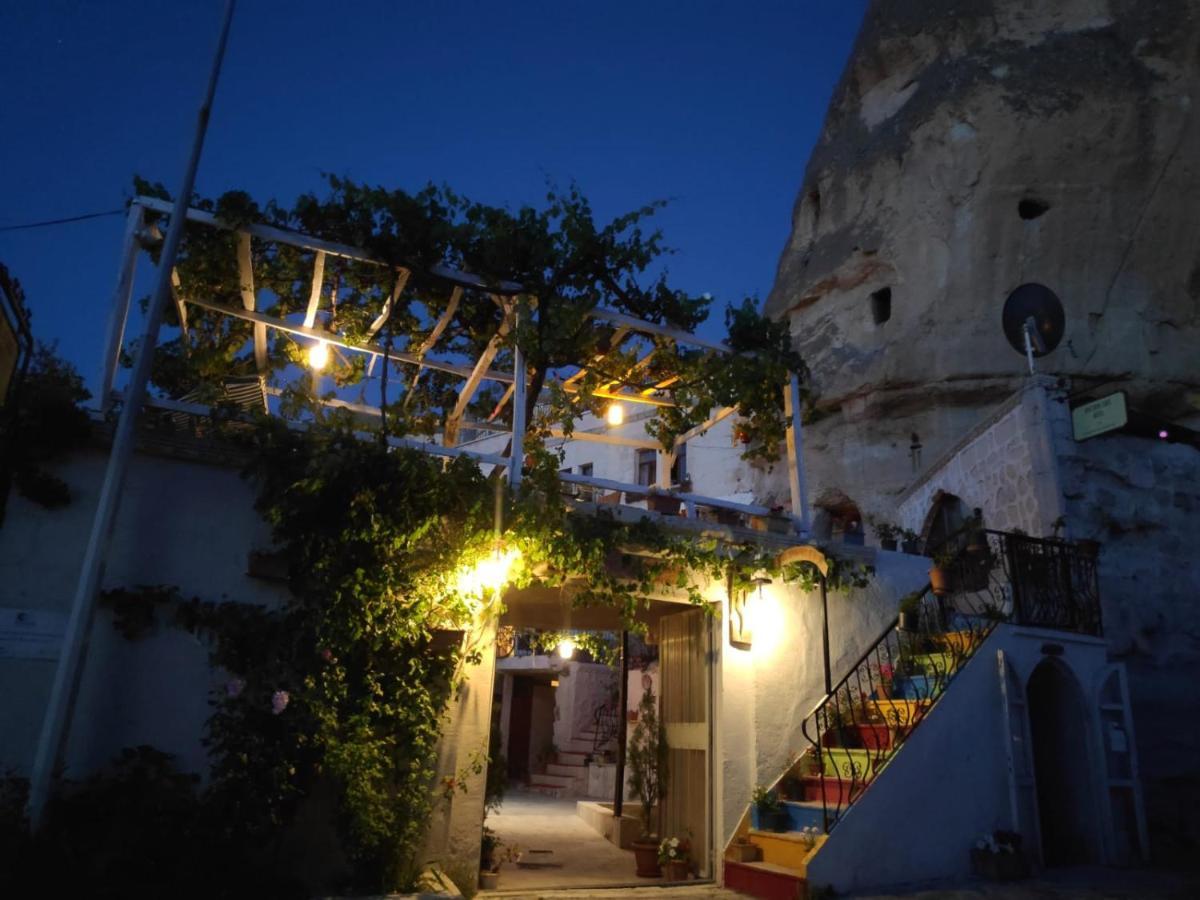 Unicorn Cave Hotel Göreme Buitenkant foto