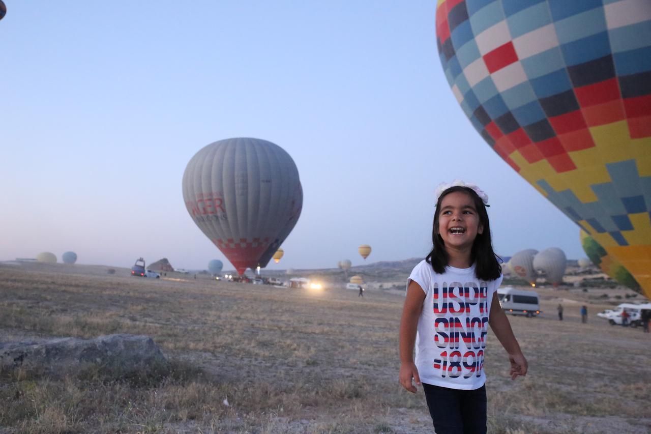 Unicorn Cave Hotel Göreme Buitenkant foto